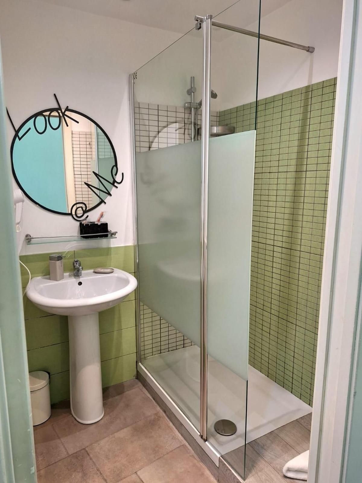 Re Di Roma Nice Rooms Екстер'єр фото
